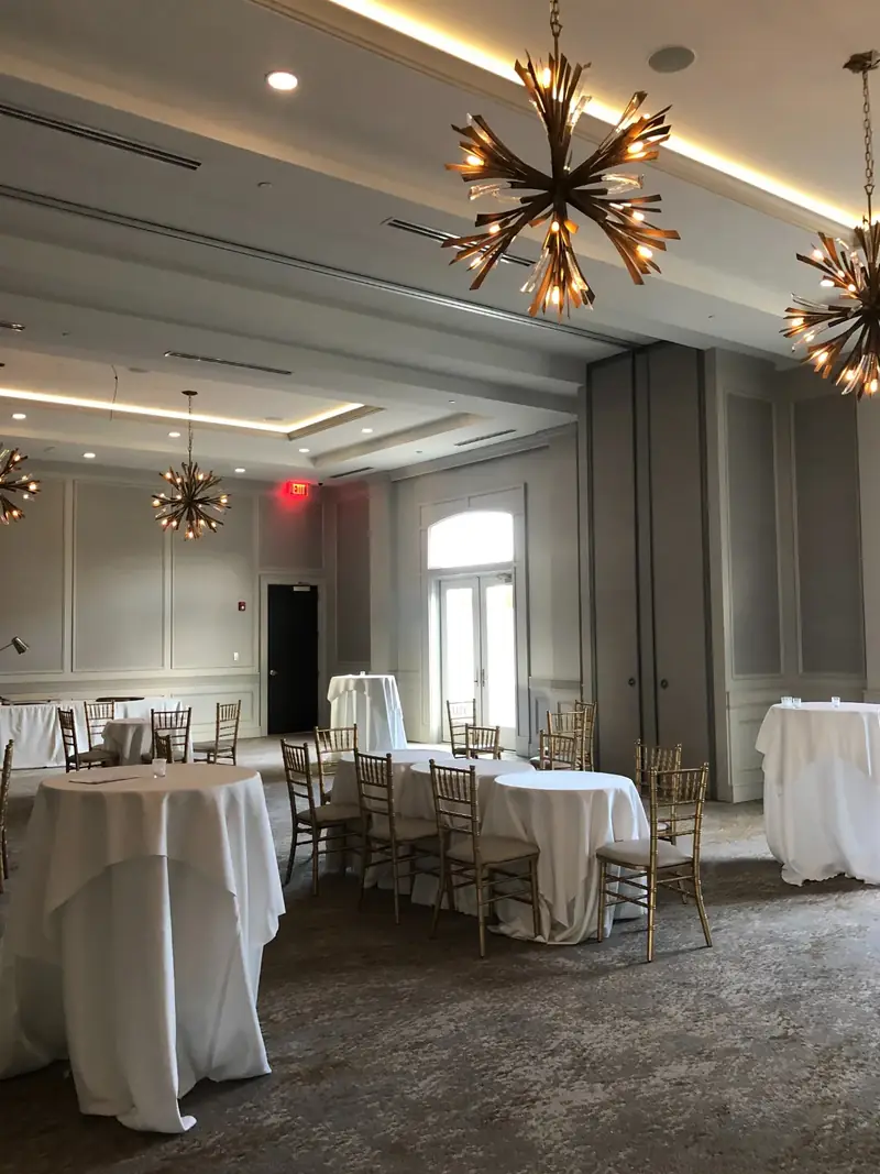 The Chateau Grande, Catering Hall, East Brunswick, NJ: catering hall chandelier lighting