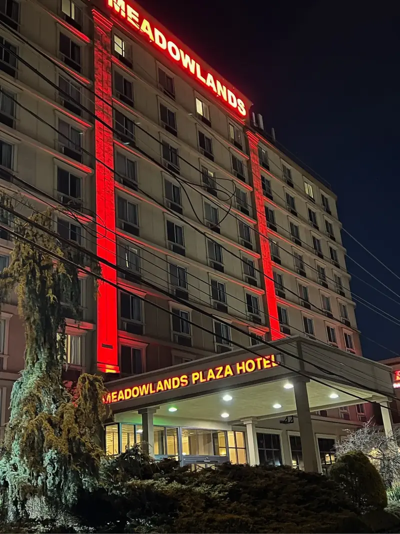 Meadowlands Plaza Hotel, Secaucus, NJ: hotel exterior with red accent lighting