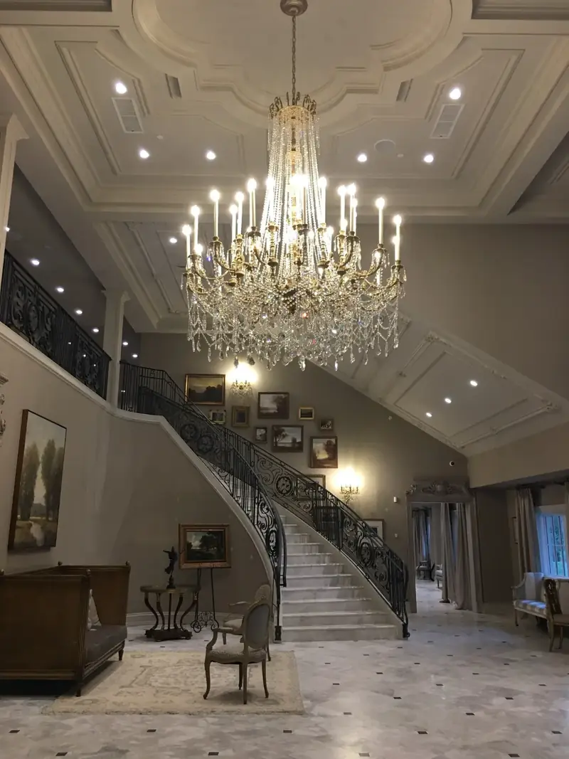 Park Chateau, Entrance, East Brunswick, NJ: grand entrance with chandelier